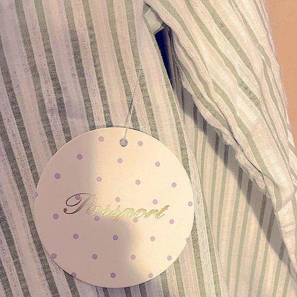 Passport Women’s (Medium) Sage & White Striped Tailored Button Down Blouse - Picture 6 of 8